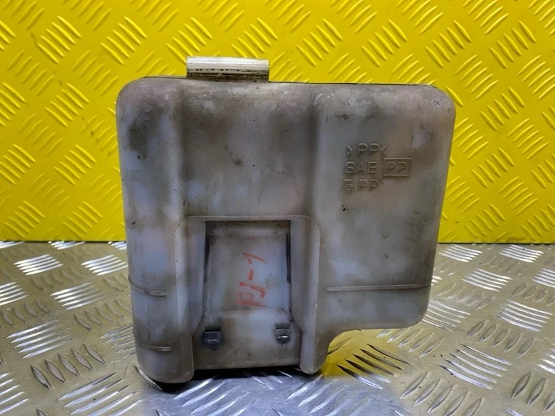 Бачок расширительный Mitsubishi Pajero Iv (2006-2019) 2007 MR404879 ВНЕДОРОЖНИК 3.8 I