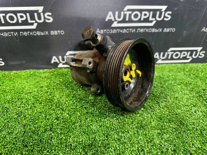 Насос гур Volkswagen Golf 4 1997-2004 1J0422154C AKQ