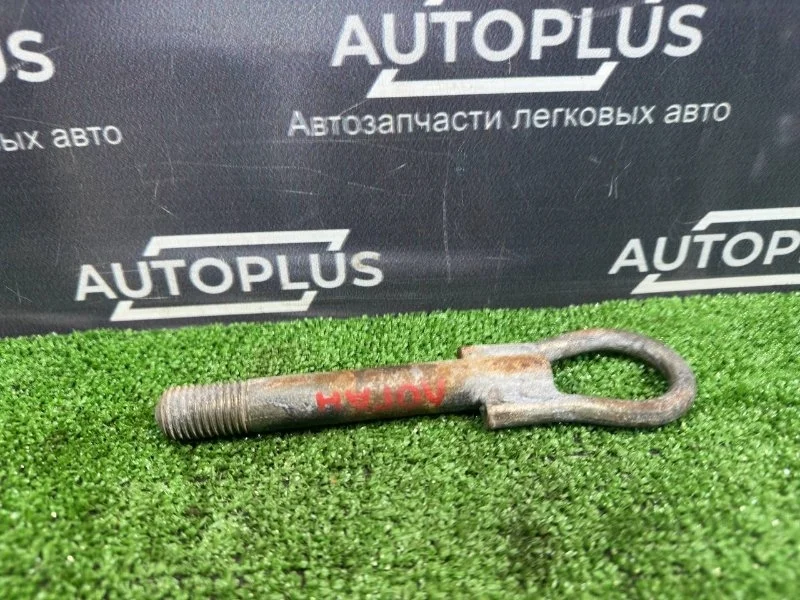 Буксировочный крюк Renault Logan 1 2004-2016 6001546734 1.6 K7M710