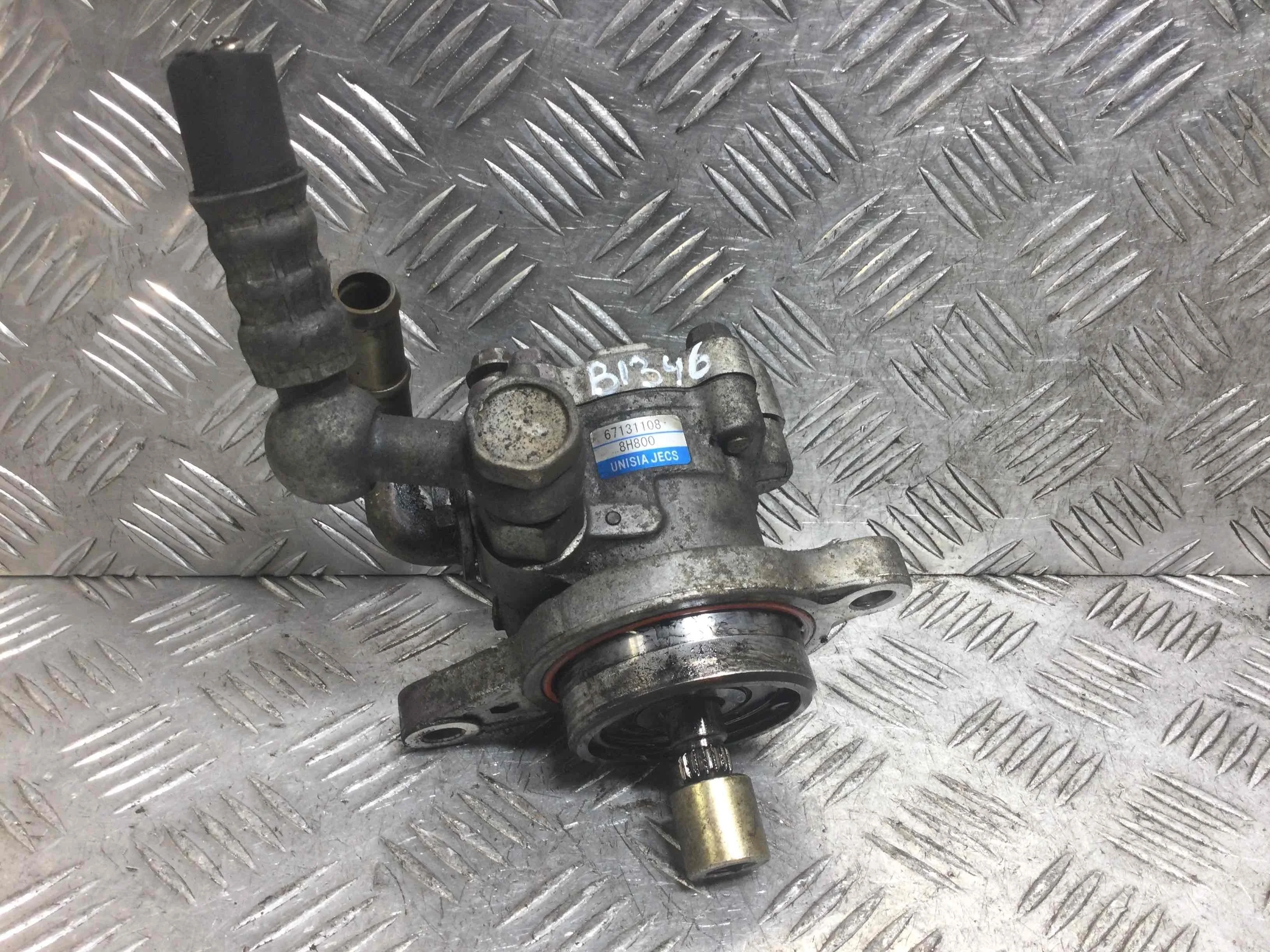 Насос гидроусилителя руля Nissan X-Trail T30 (2001-2004) дизель 2.2 TD Механика