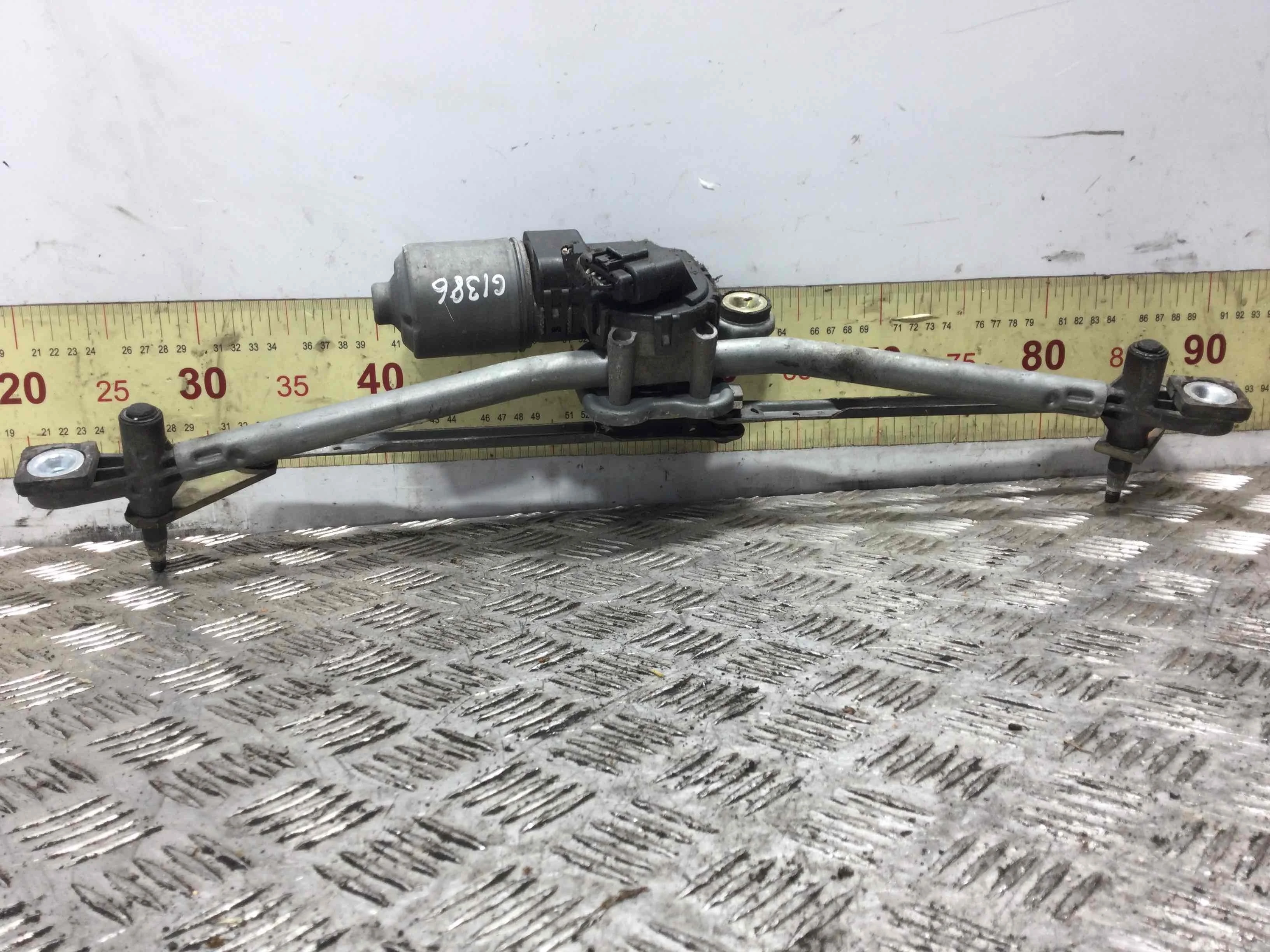 Механизм стеклоочистителя (трапеция дворников) Ford Mondeo 3 поколение [рестайлинг] (2003-2007) бензин 1.8 i Механика Х/б