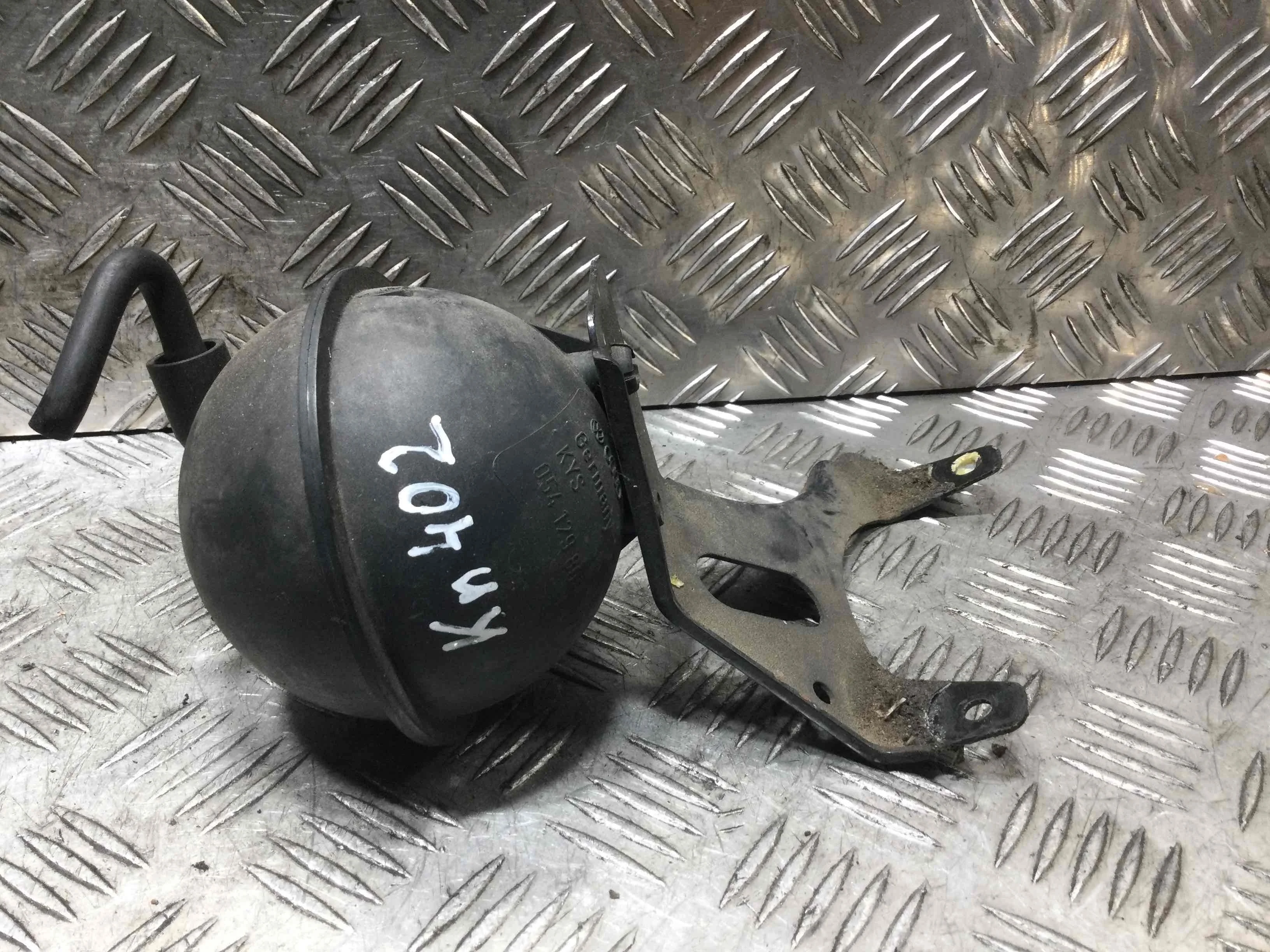 Ресивер воздушный Volkswagen Touareg 1 поколение 2002-2007 дизель 2.5 TDI Автомат Внедорожник