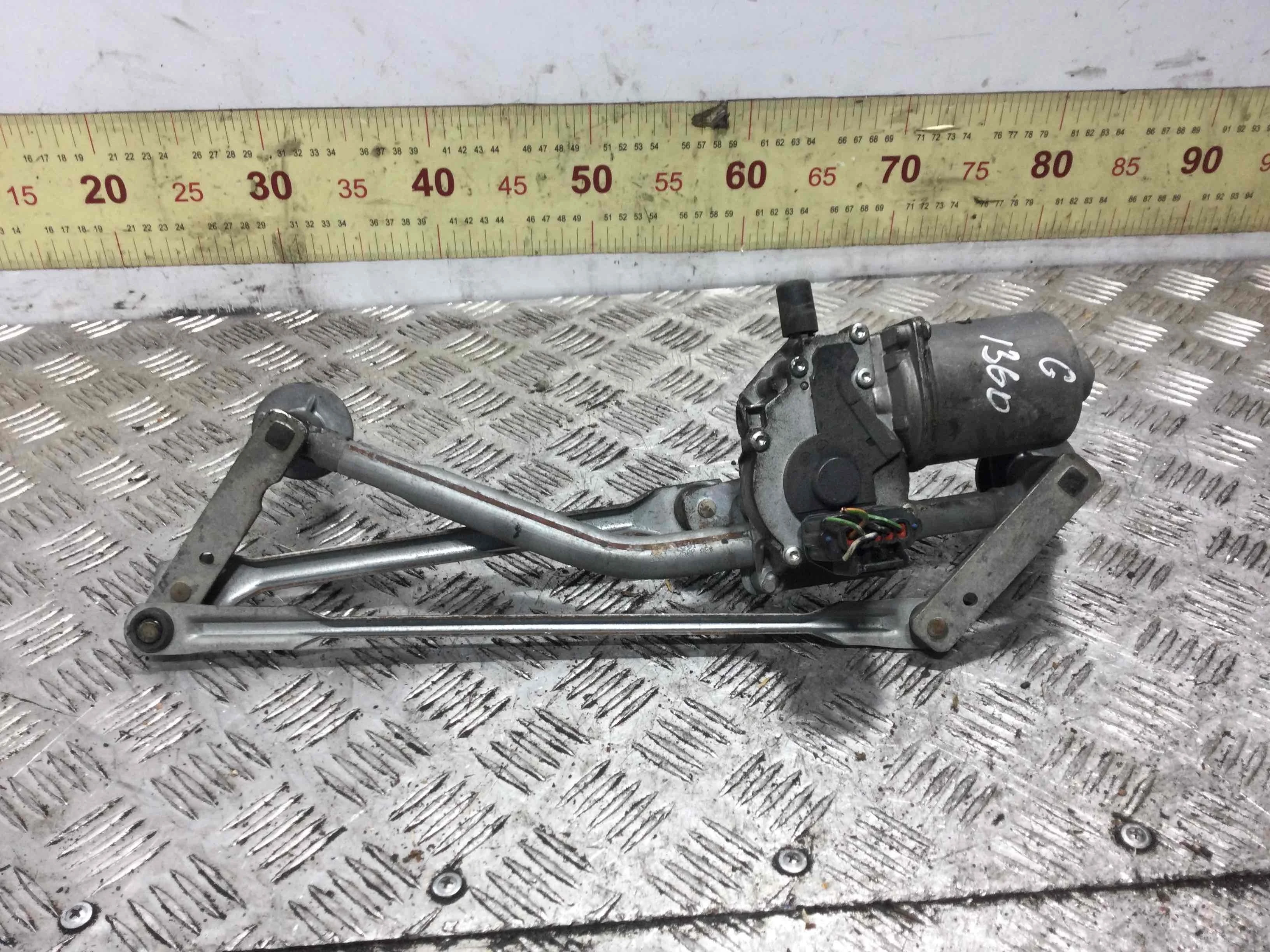 Механизм стеклоочистителя (трапеция дворников) Ford Fiesta 5 поколение (2001-2007) бензин 1.4 i Механика Х/б