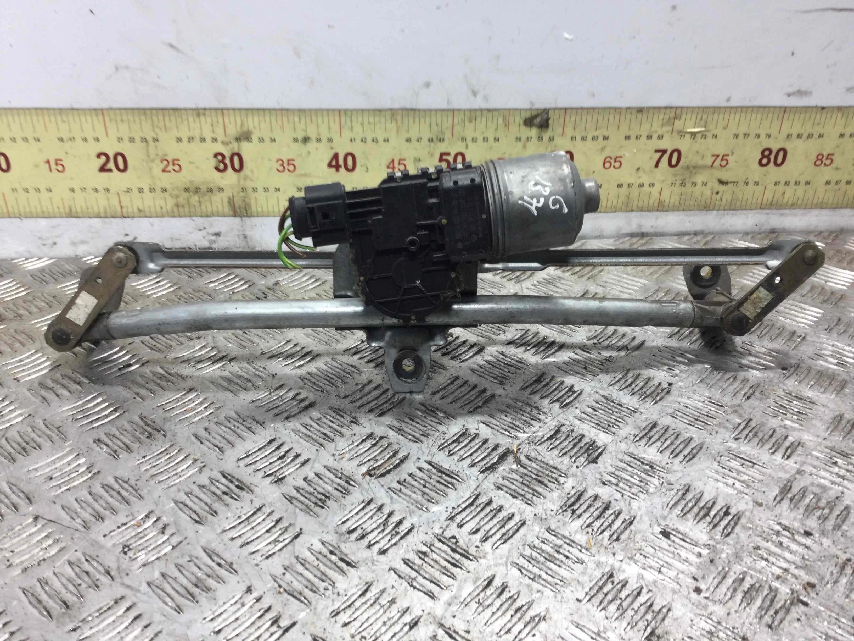 Механизм стеклоочистителя (трапеция дворников) Audi A3 8L (1996-2000) бензин 1.6 i Механика Х/б