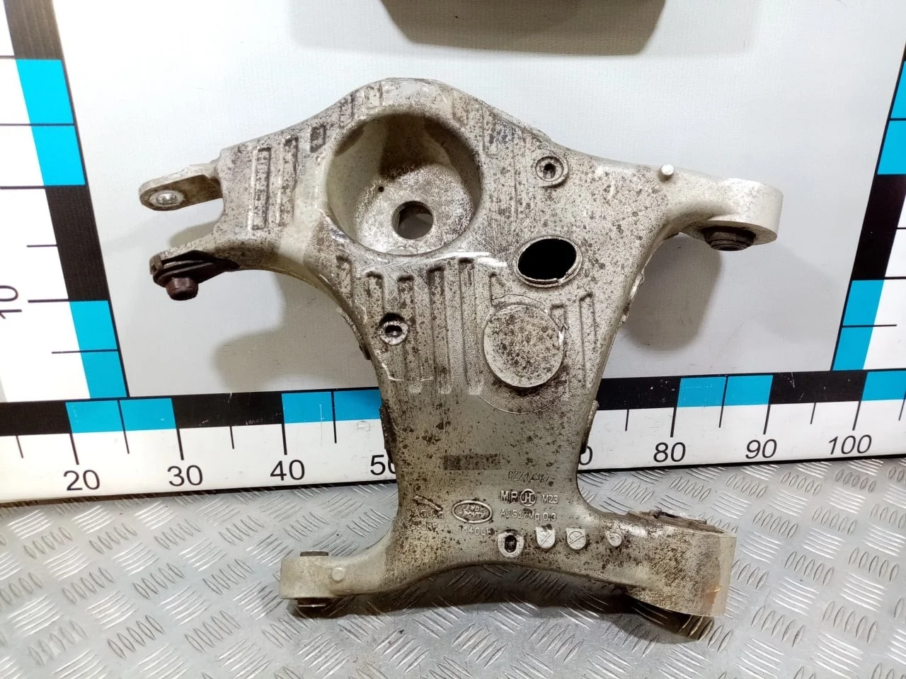 [Б/У] Рычаг задний нижний левый [Код: 00511249 ]