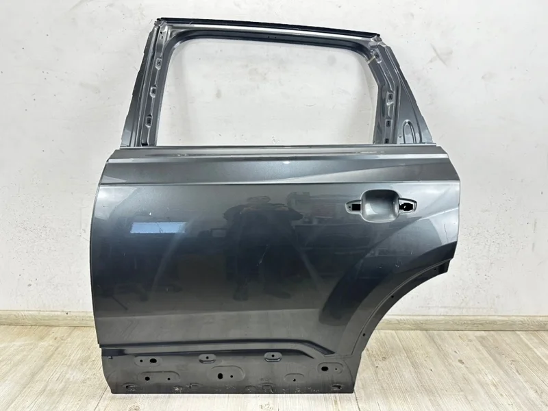 Дверь Audi Q7 2015- 4M