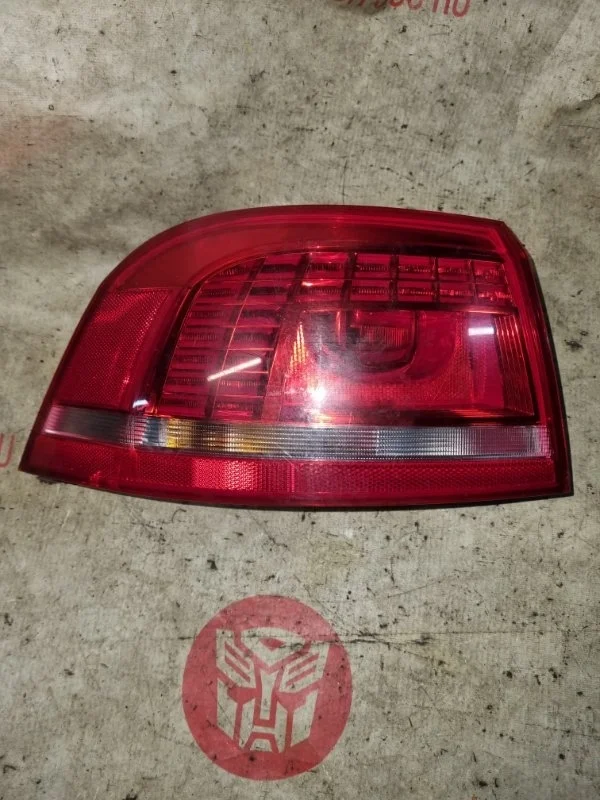 Фонарь Volkswagen Passat 2012 365