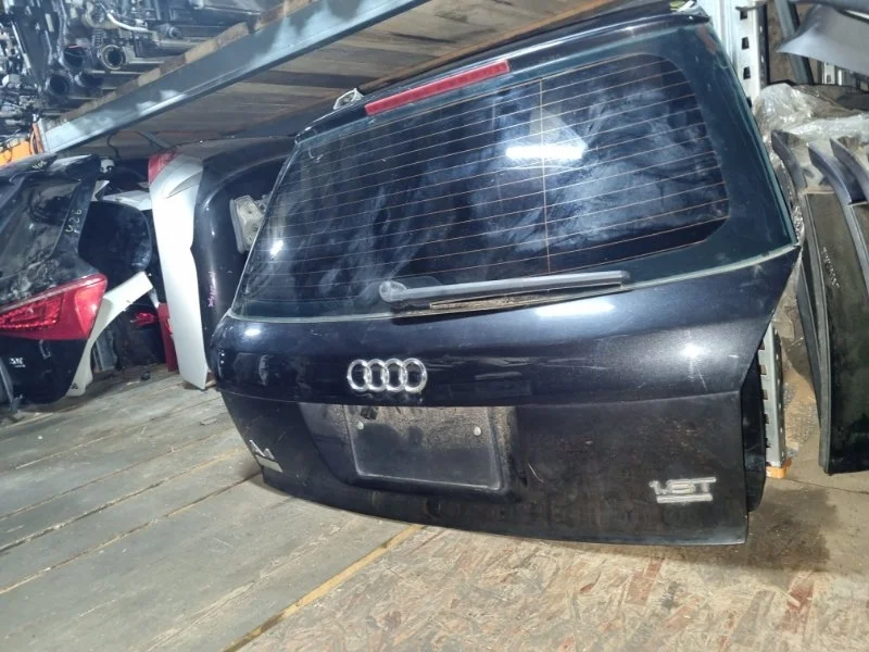 Крышка багажника AUDI A4 2003 8E5