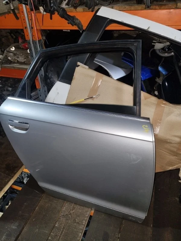 Дверь Audi A6 2008 4F2