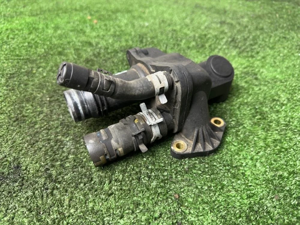 Соединительный патрубок Land Rover Range Sport 2 L494