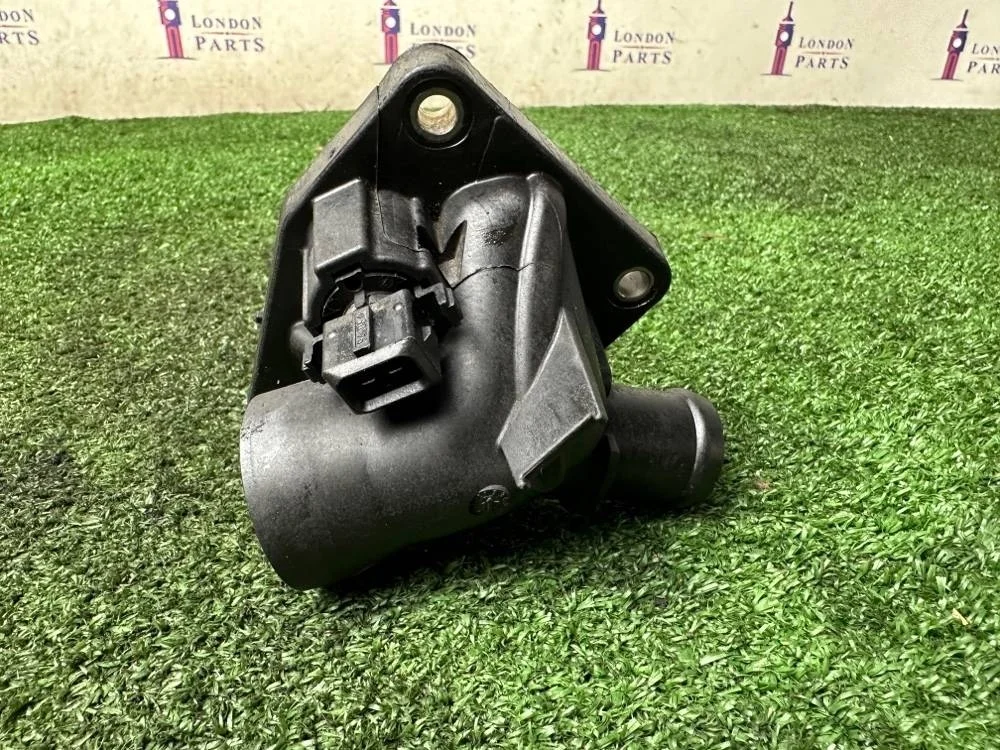 Соединительный патрубок BMW 316i F30