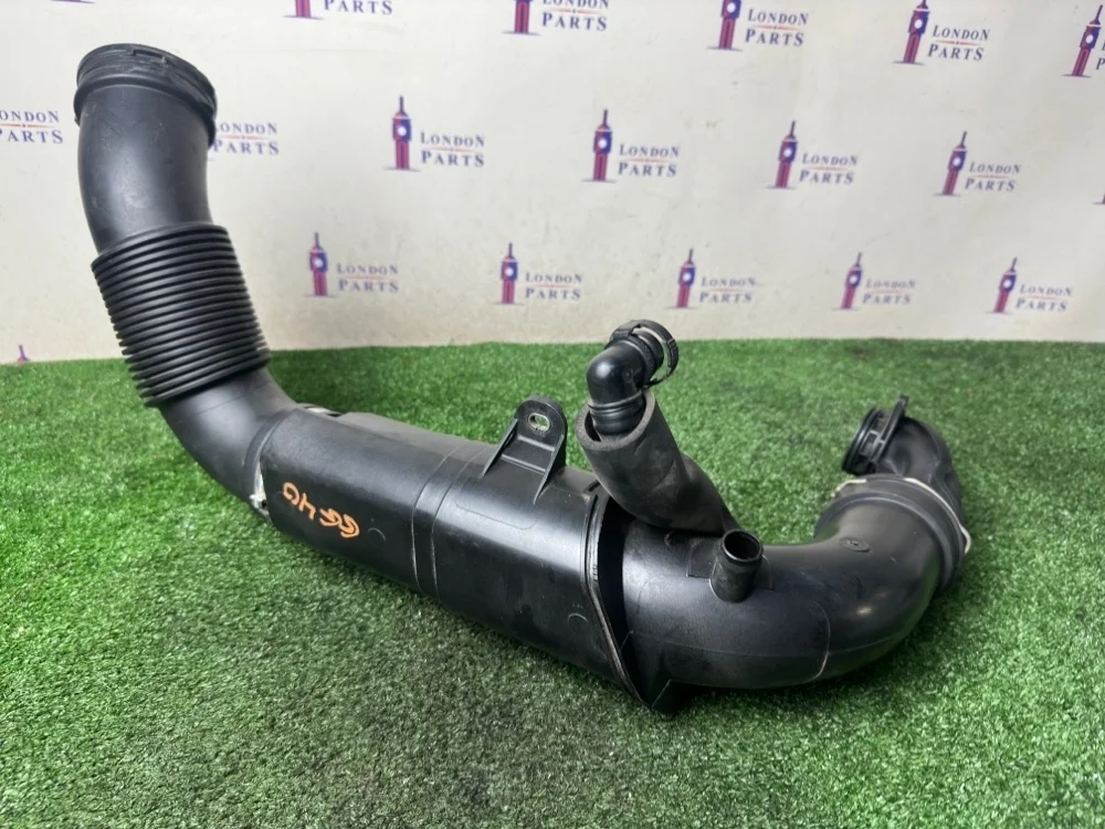 Воздуховод наддувочного воздуха BMW x1 28iX F48