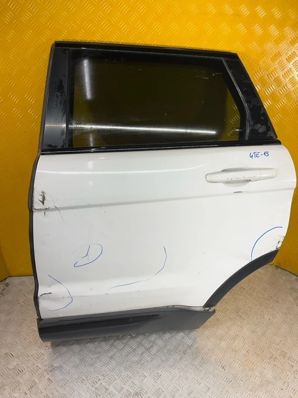 Дверь задняя левая Land Rover Range Rover Evoque I (2011-2018) 2015 LR028557 2.2 D