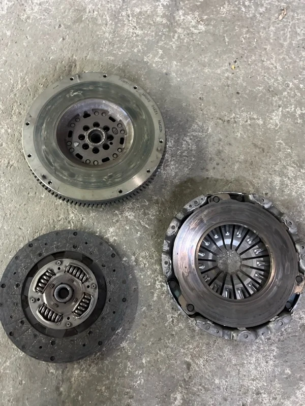 Комплект сцепления Nissan Navara (D40) 2004-2015 2010 301005X00B ПИКАП 2.5 D YD25DDTI