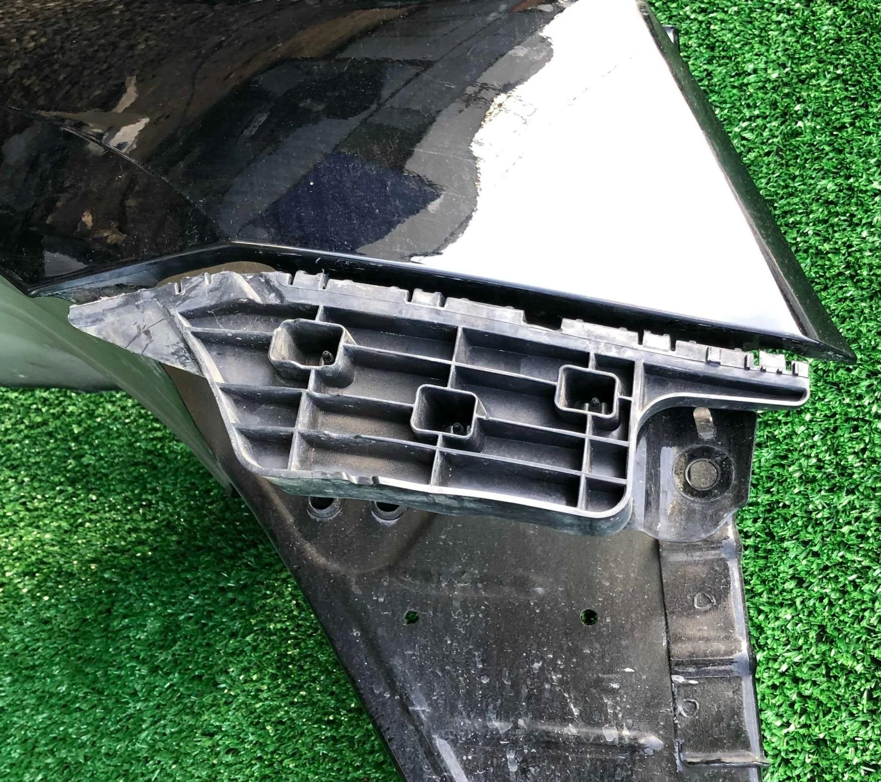 Кронштейн переднего ба 126877