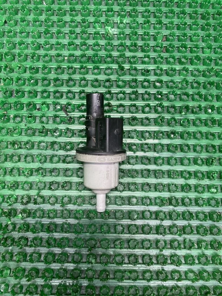 Vag клапан вентиляции Passat B6 (2005—2010) В наличии