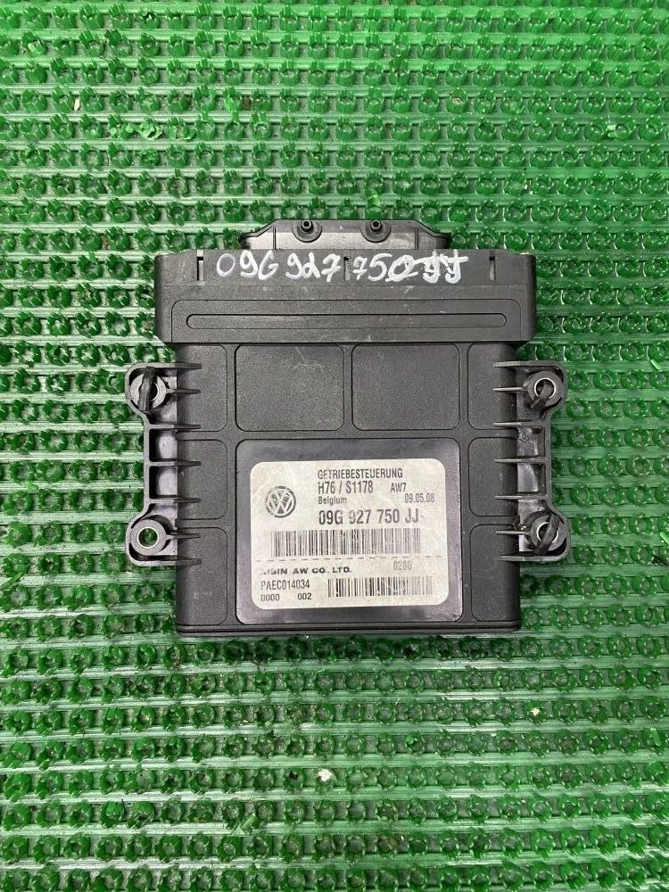 ЭБУ для VW Passat b6 BZB Passat B6 (2005—2010) В наличии