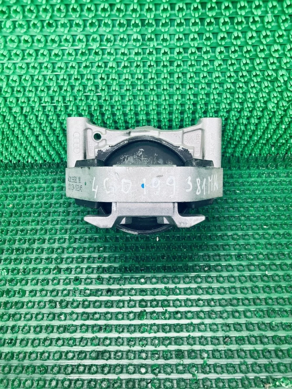 Гидроопора двигателя правая Audi A6 C7 A6 Allroad Quattro C7 (2012—2014) В наличии