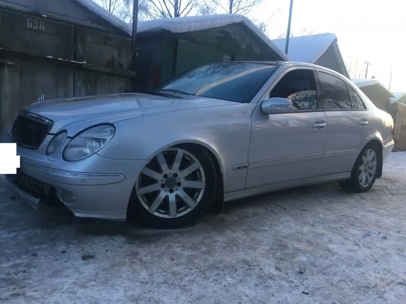 Продажа Mercedes-Benz E class 5.0 (306Hp) (113.967) RWD AT по запчастям