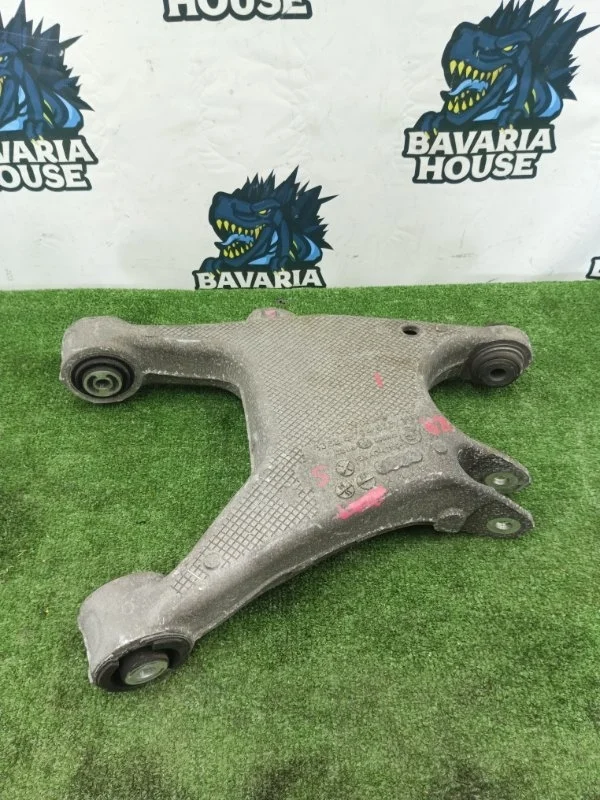 Рычаг задний BMW 5 2011 33326865898 F10 N52B30AF, правый