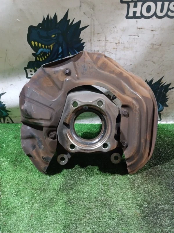 Кулак передний левый BMW X3 2012 31216855953 F25 N55B30A