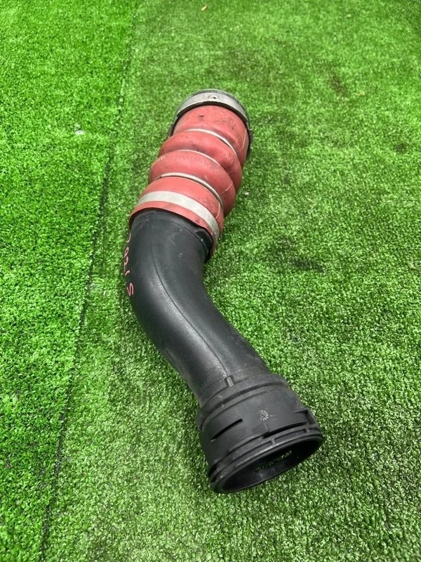 Патрубок интеркулера BMW X5 2010 13717583716 E70 N55B30A