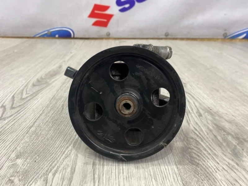 Насос гидроусилителя руля FORD FOCUS 2 2010