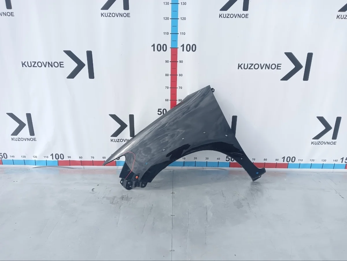 Крыло Toyota Hilux 2004-2015