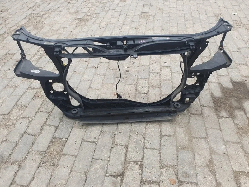 Панель передняя Audi A4 2004-2009 B7