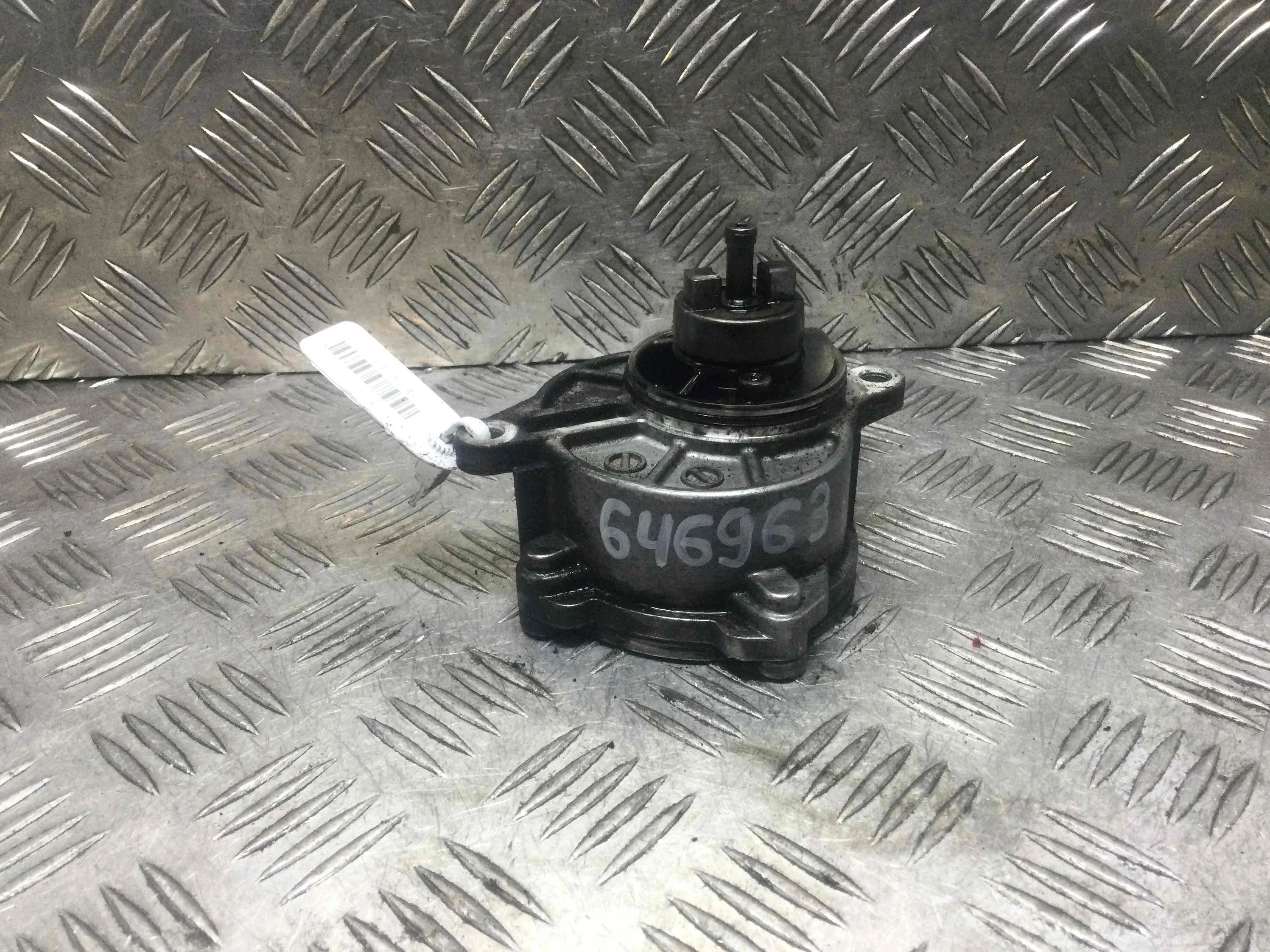 Насос вакуумный Mercedes C-klasse W203/S203/CL203 (2000-2004) дизель 2.2 CDI Механика Седан