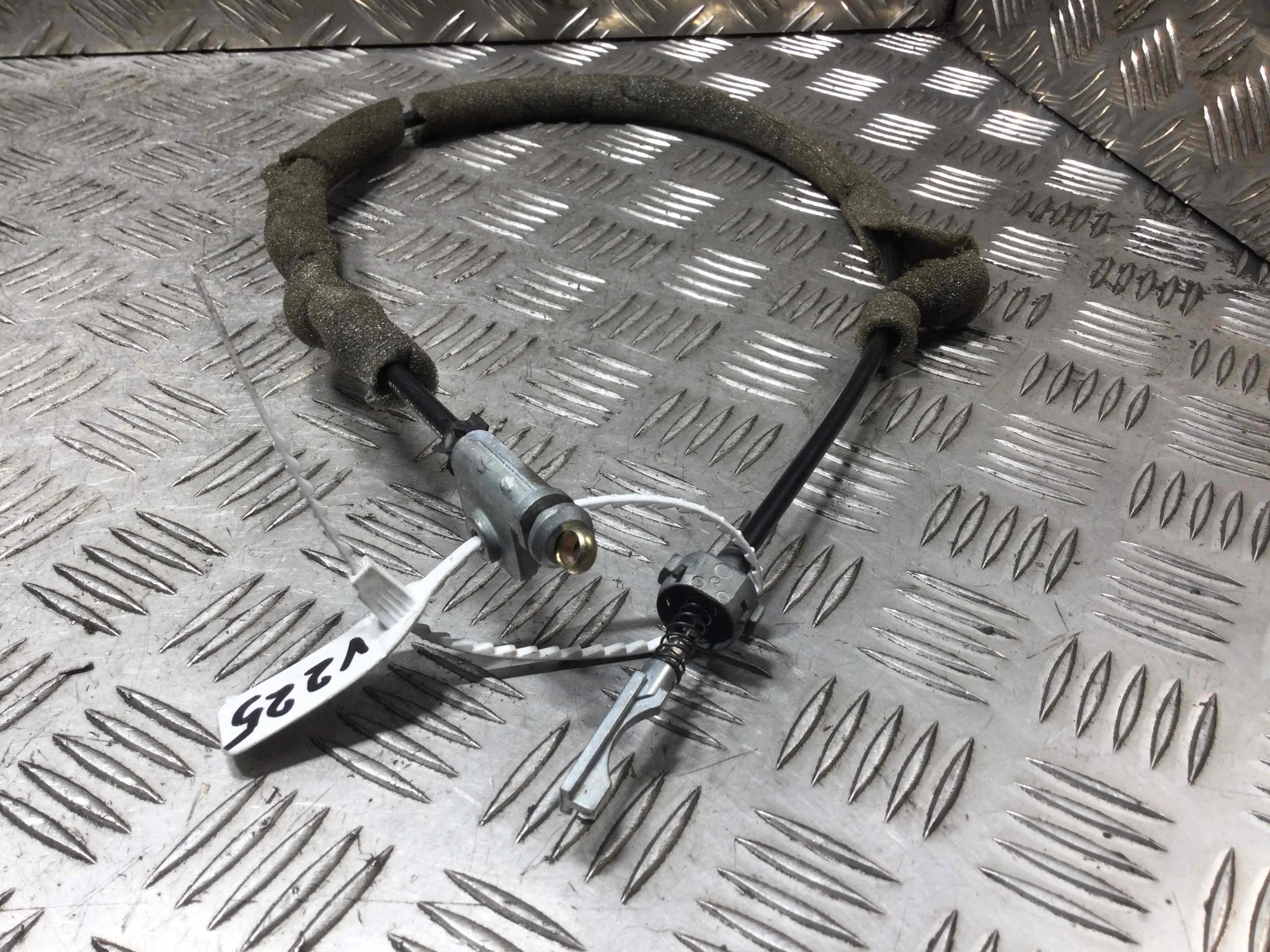 Трос кулисы КПП Audi A6 C5/4B (1997-2004) дизель 2.5 TDI Вариатор Универсал