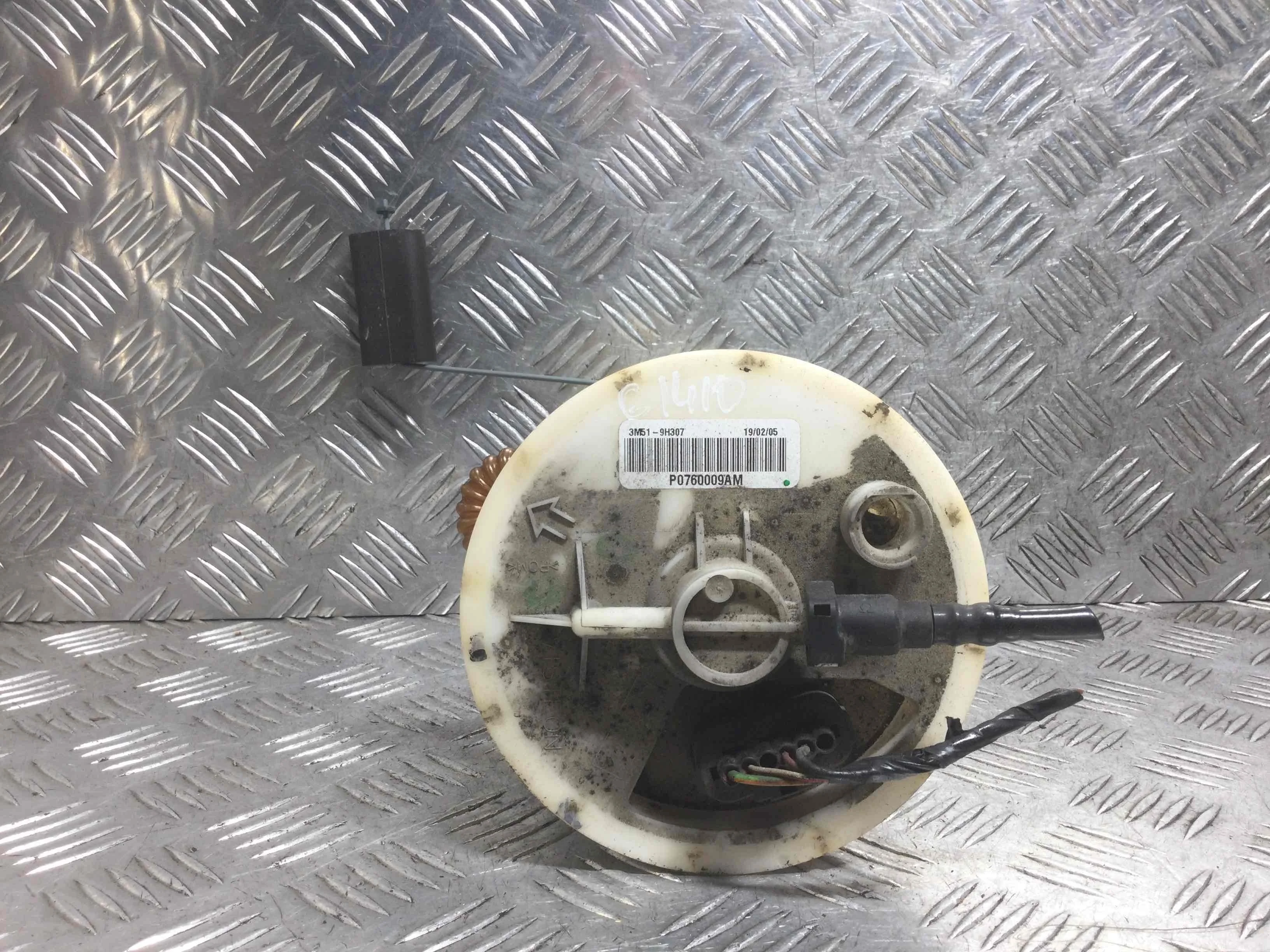 Насос топливный Ford Focus 2 поколение (2005-2008) бензин 1.4 i Механика Универсал