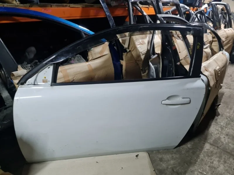 Дверь VOLVO C30 2011 MK