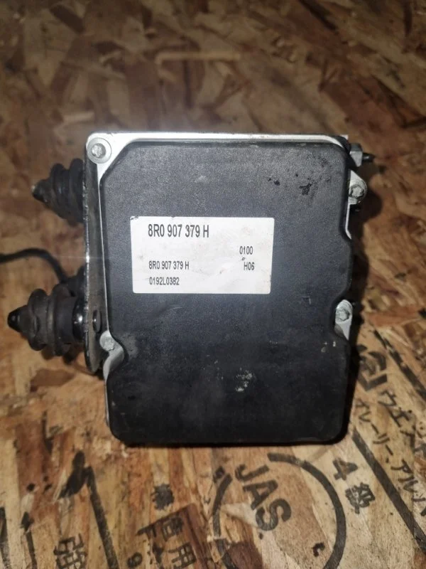 Блок abs Audi A4 2010 8K2