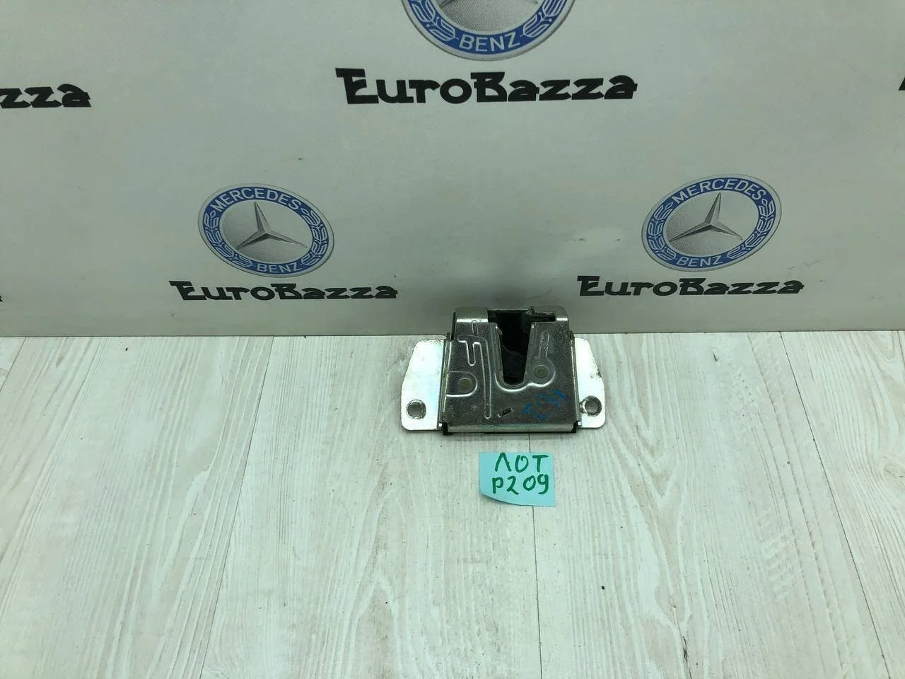 Замок крышки багажника Mercedes W163