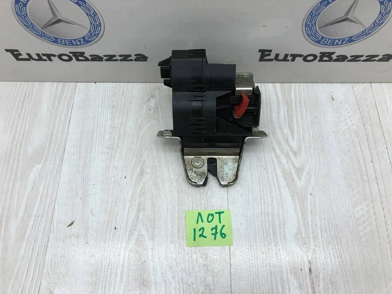 Замок крышки багажника Mercedes W203 Coupe