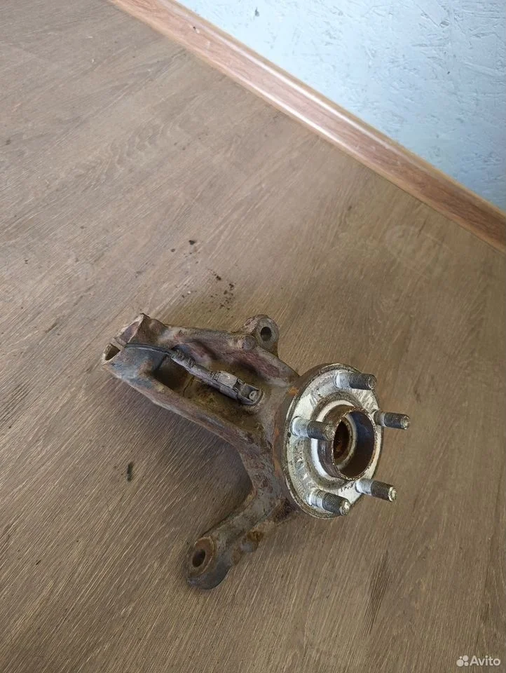 Кулак поворотный правый ford galaxy 2