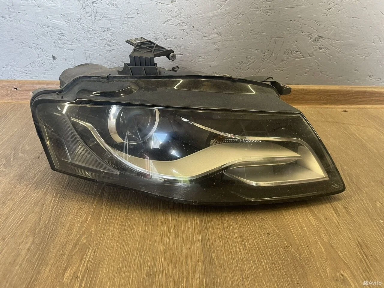 Фара правая audi a4 b8