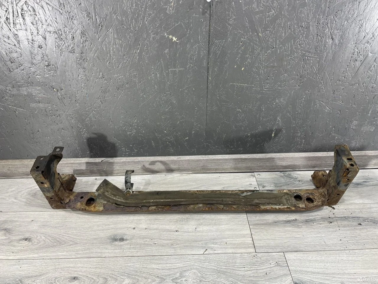 Траверса радиатора ford kuga 2