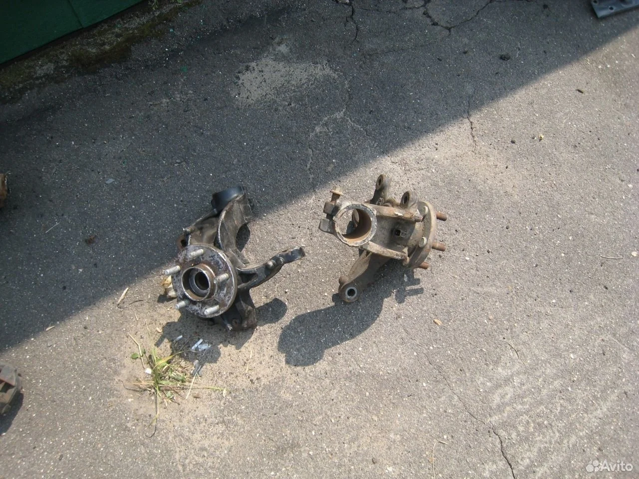 Кулак передний форд монедо 4