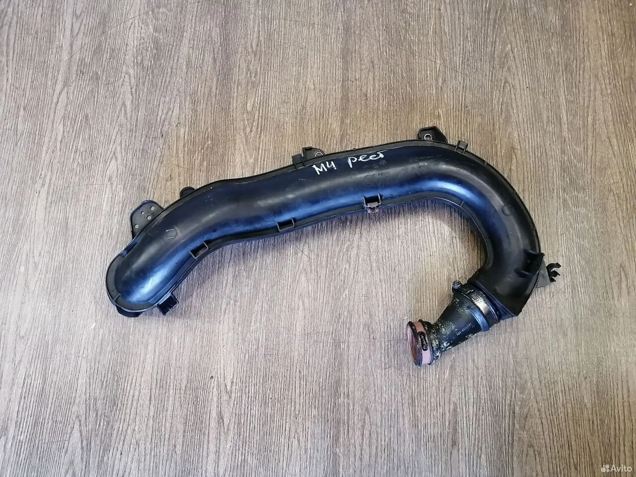 Патрубок воздушного фильтра ford kuga 2.0 diesel е