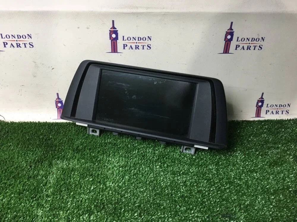 Монитор BMW F30