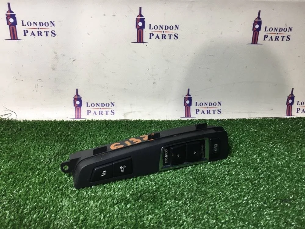 Блок кнопок центральной консоли BMW F10