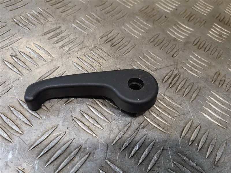 Ручка открывания капота Kia Sportage Iii Sl (2010-2016) 2013 811812B000WK 2.0 I G4KD