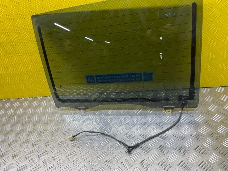 Стекло заднее Mitsubishi L200 (2006-2015) 2011 MN146095