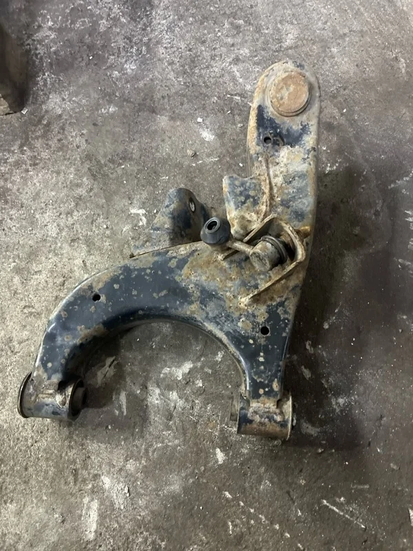 Рычаг задний правый Nissan Pathfinder (R51M) 2004-2013 2008 551A0EB300 ВНЕДОРОЖНИК 2.5 D YD25DDTI