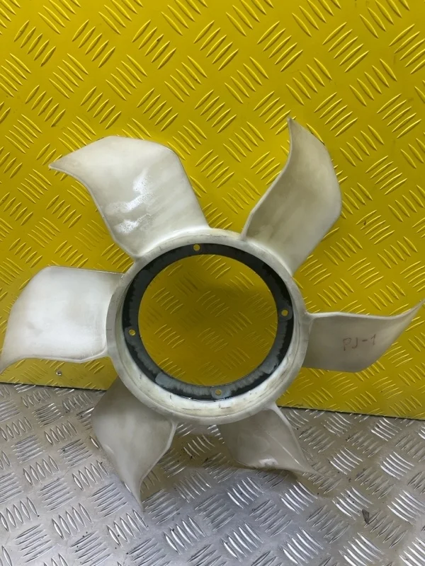 Крыльчатка вискомуфты Mitsubishi Pajero Iv (2006-2019) 2007 MD356866 ВНЕДОРОЖНИК 3.8 I