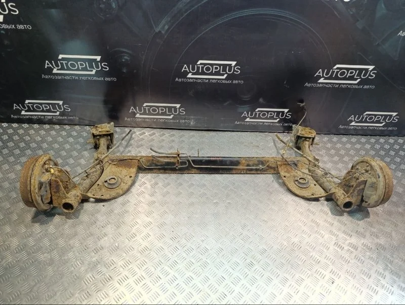 Балка Renault Logan 2004-2016 555019768R