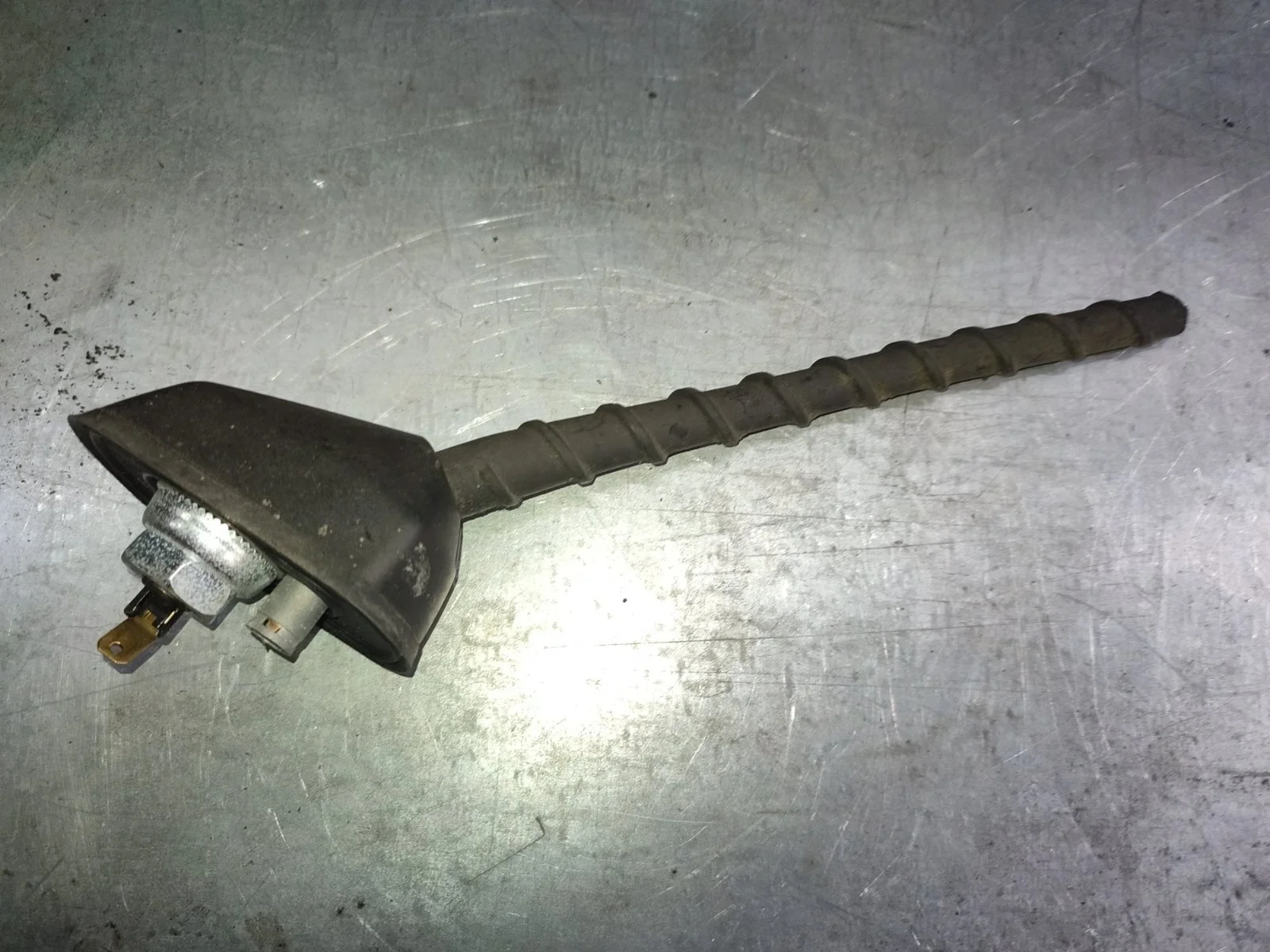 Антенна SsangYong Actyon 2014 C200