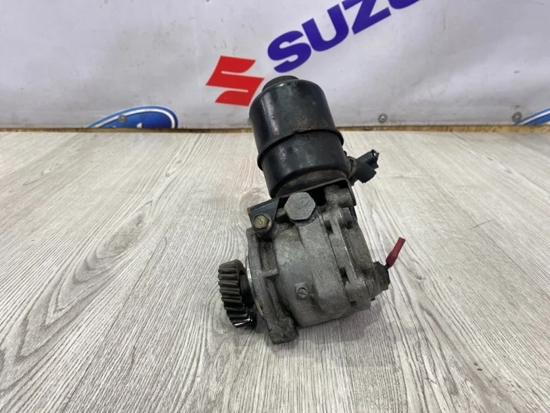 Насос гидроусилителя руля Mitsubishi Pajero 2003